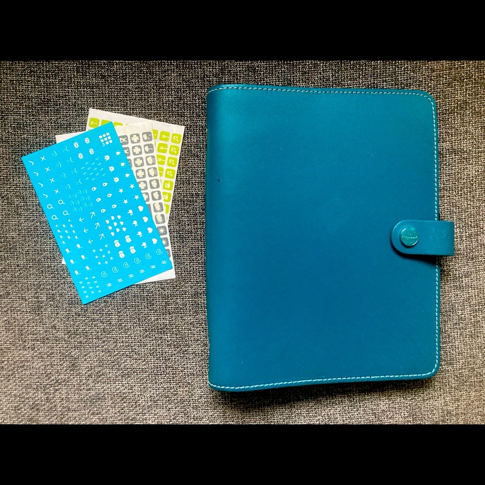 FILOFAX A5 Planner - in excellent used condition.